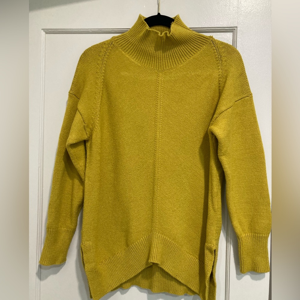 Maeve Anthropologie sweater tunic length gold xs